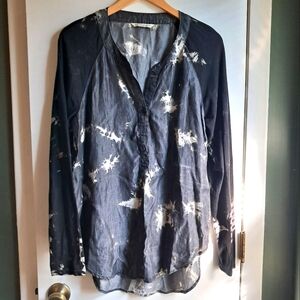 Soft Surroundings Black and White Splatter Blouse